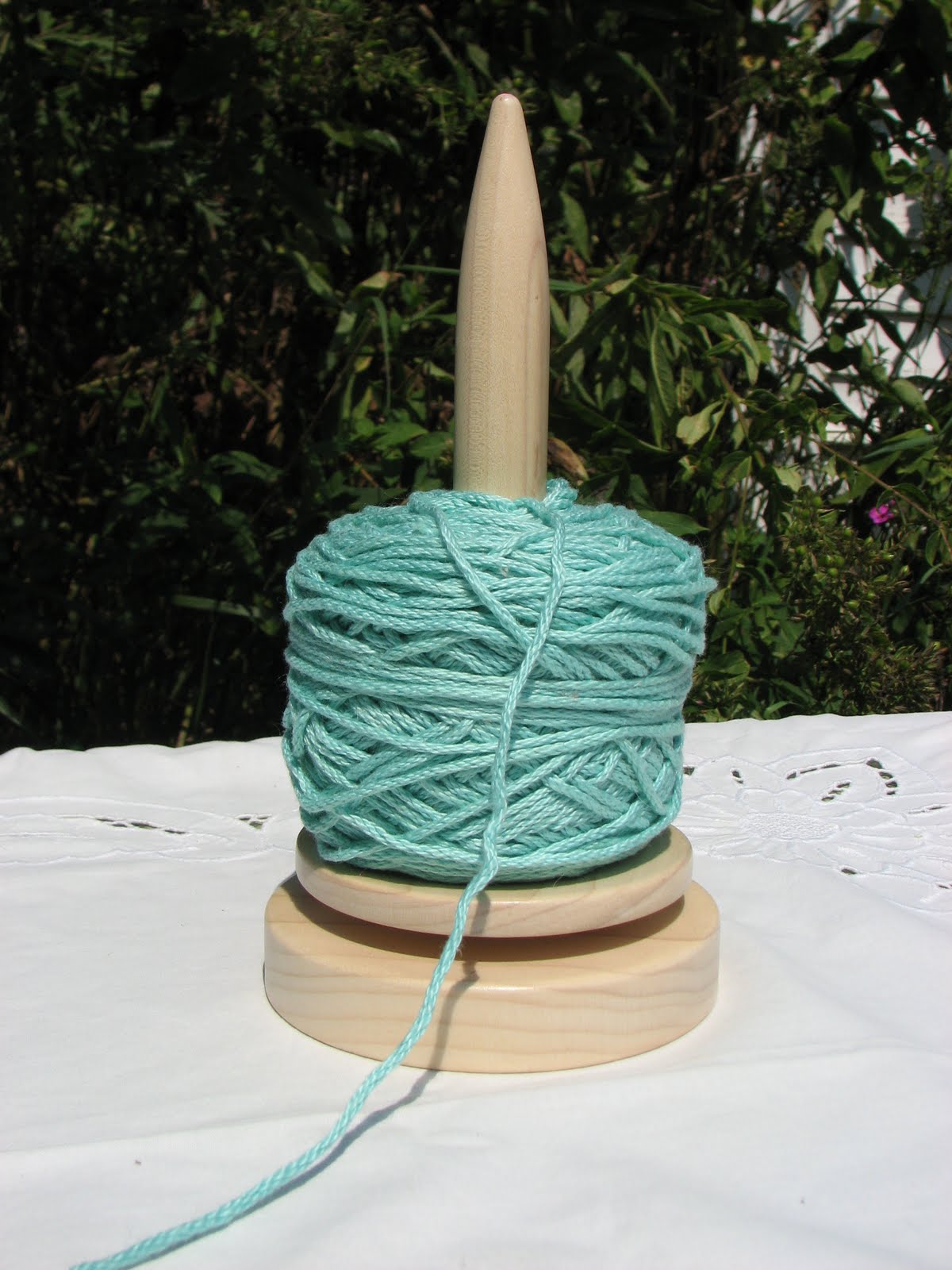 Yarns With A Twist Yarn Winder...