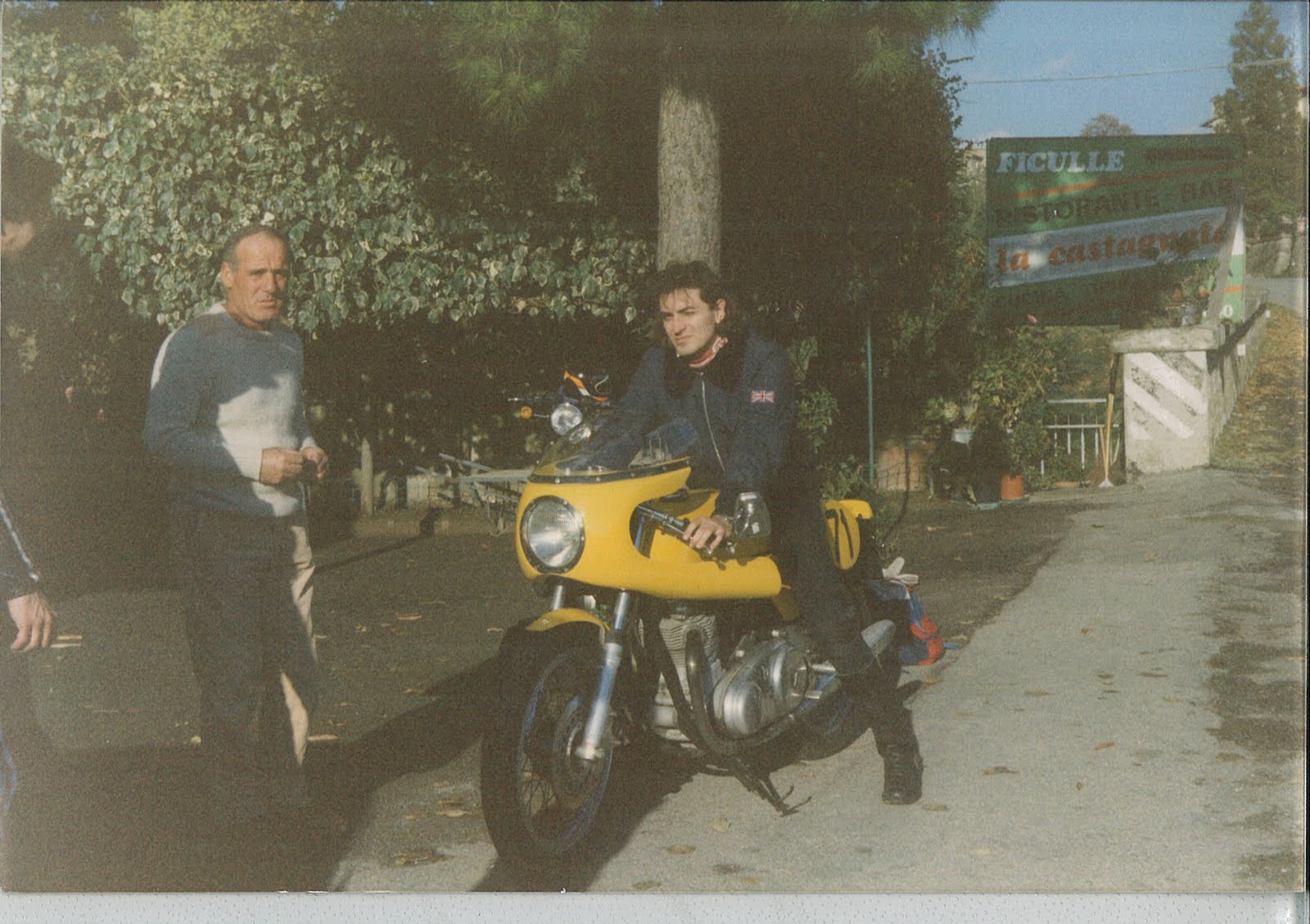 Un Film Che Ricorda Una Particolare Motocicletta