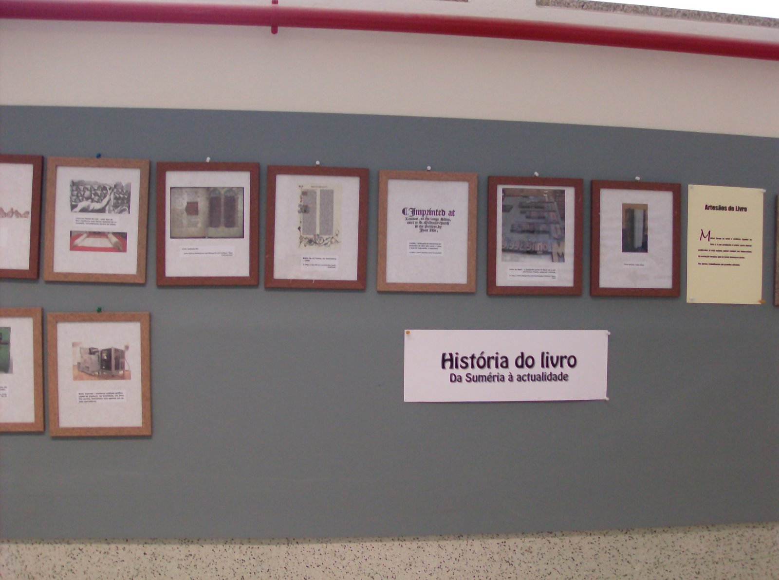 [exp.hist_livro_meio.jpg]