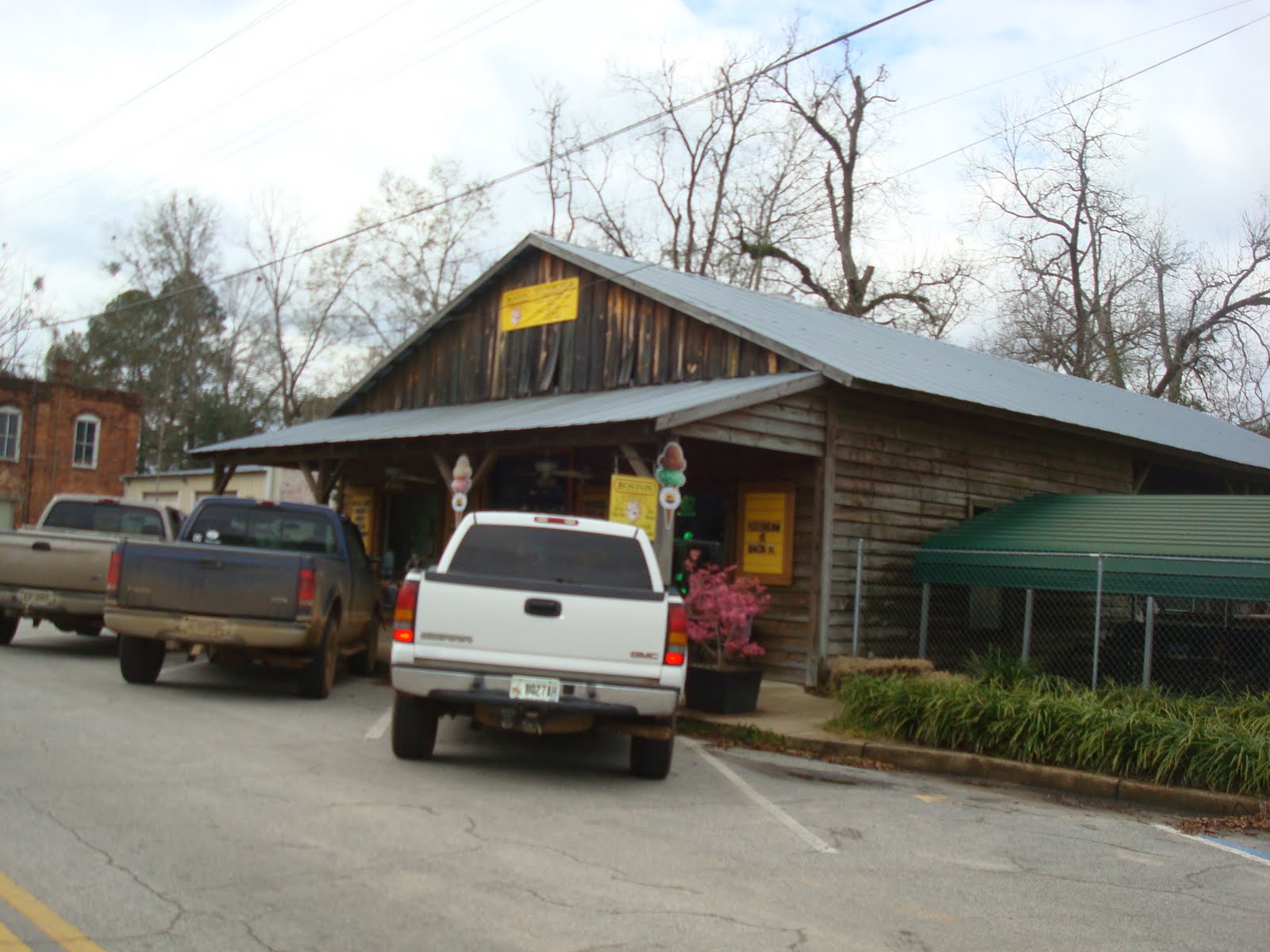 Smoked Pig and Sweet Tea Boston Barbecue Boston,GA