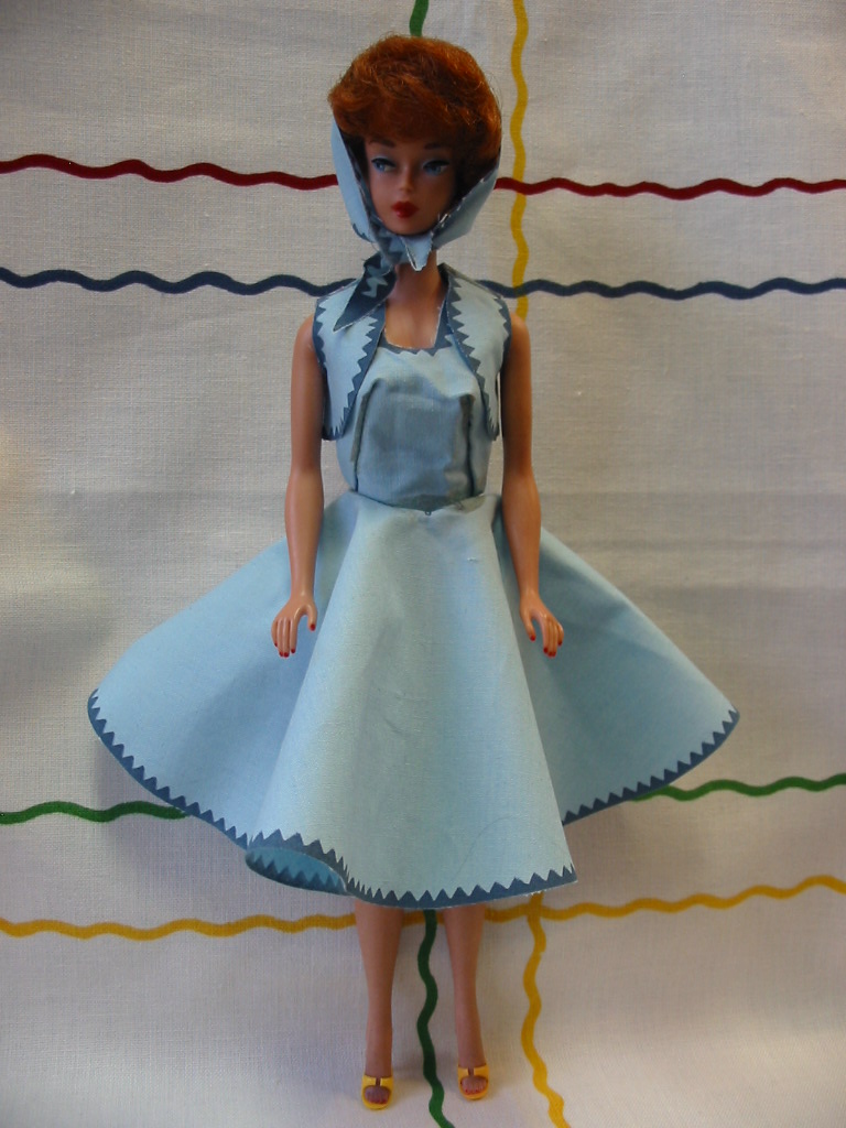 gold country girls: Barbie Dress-Up Day #2 Sew-Free "Sightseeing"