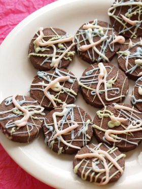 [Action+Painting+Cookies.jpg]