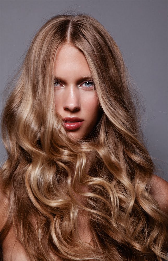 Model Juliana Schurig Beauty Shoot Editorial Strong Hair, Healthy