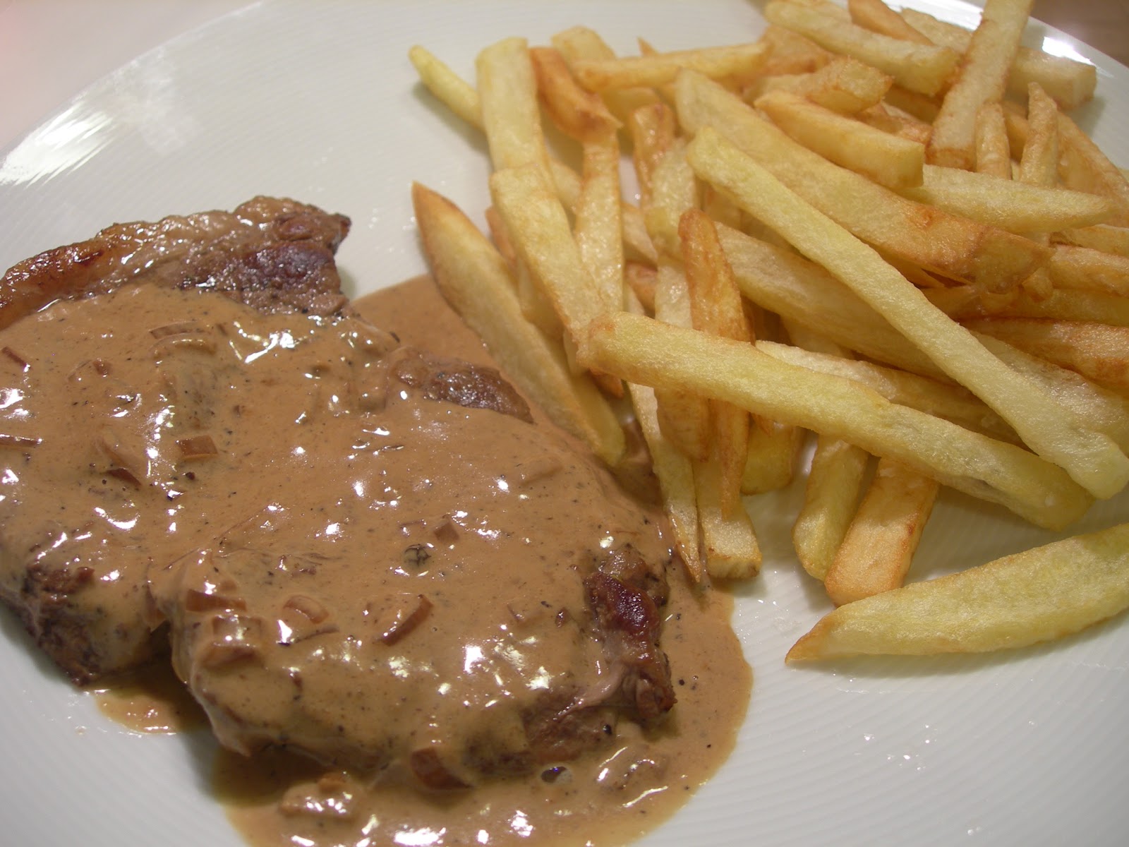 Focaccia al Rosmarino Steak with Peppercorn Sauce & French Fries