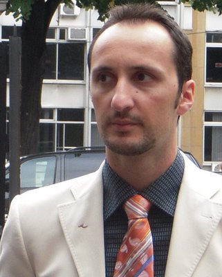 [Topalov.jpg]