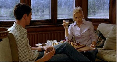 Avec Scarlett Johansson, l'amour prend des allures de partie d'échecs