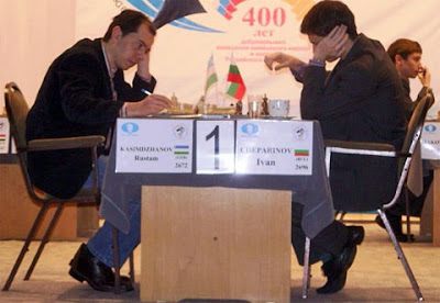 Seul résultat décisif Kasimdzhanov (2672) 1-0 Cheparinov (2696) de la 12ème ronde