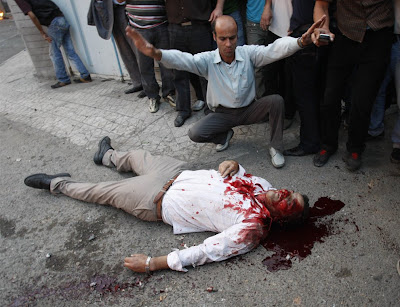 تفنگت را زمین بگذار