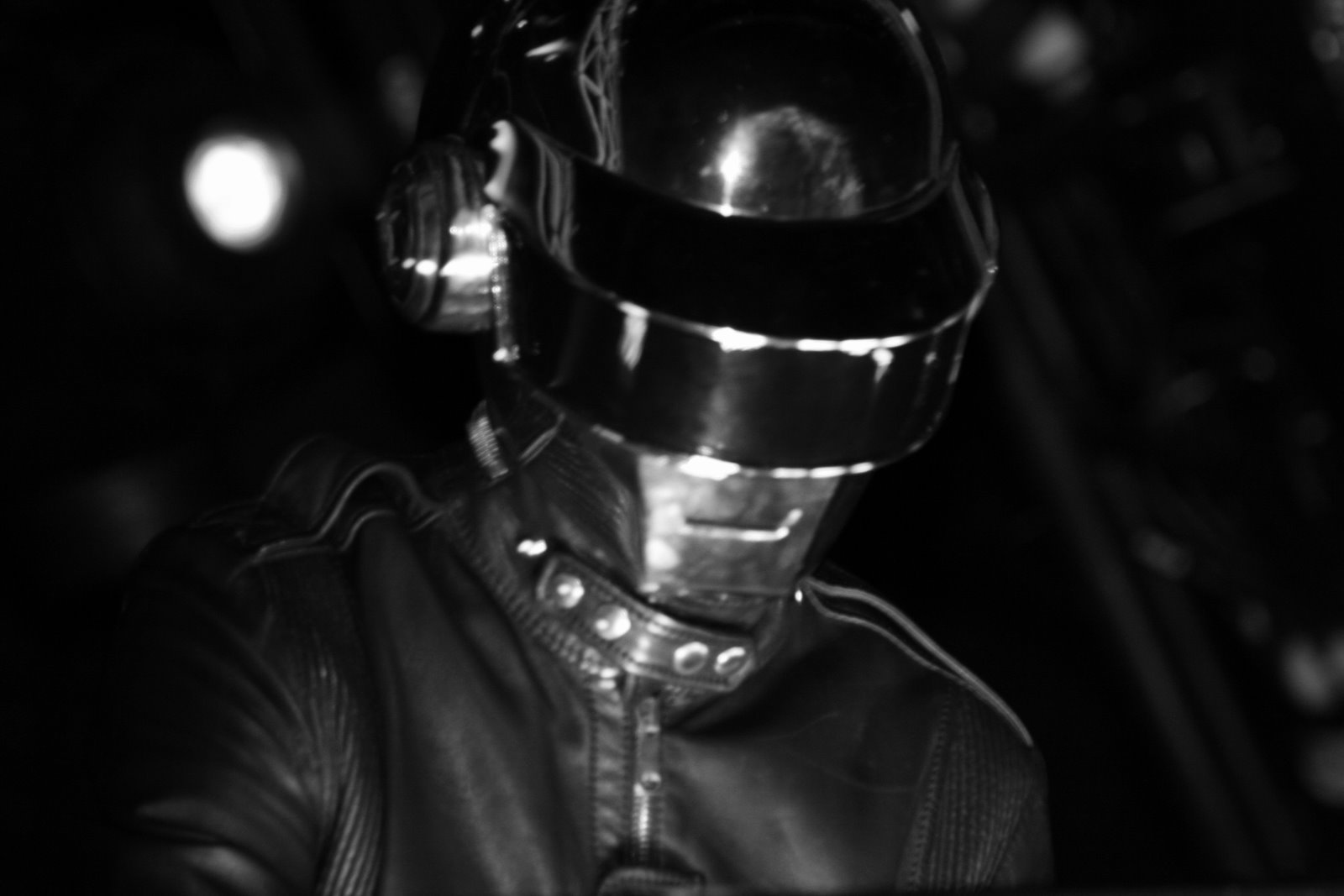 [daft+punk.jpg]