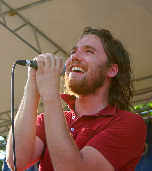 [534px-Kevin_Drew_(cropped).jpg]