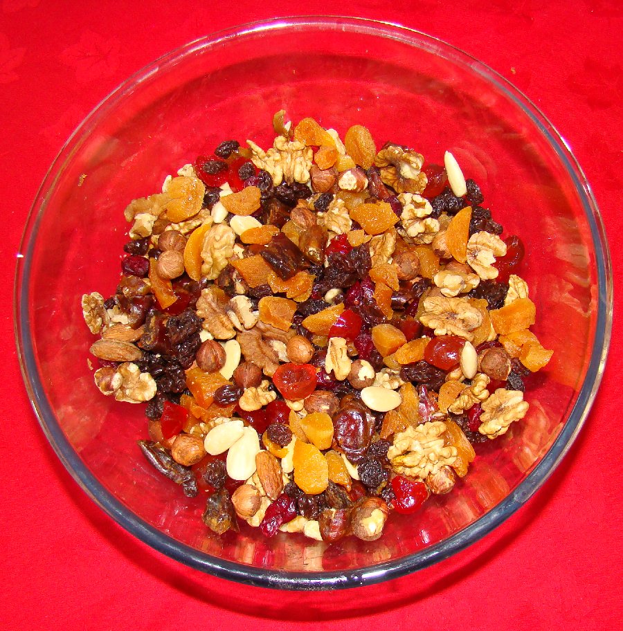 Frog End Food Fruit and nut Yule slice (2 colours)