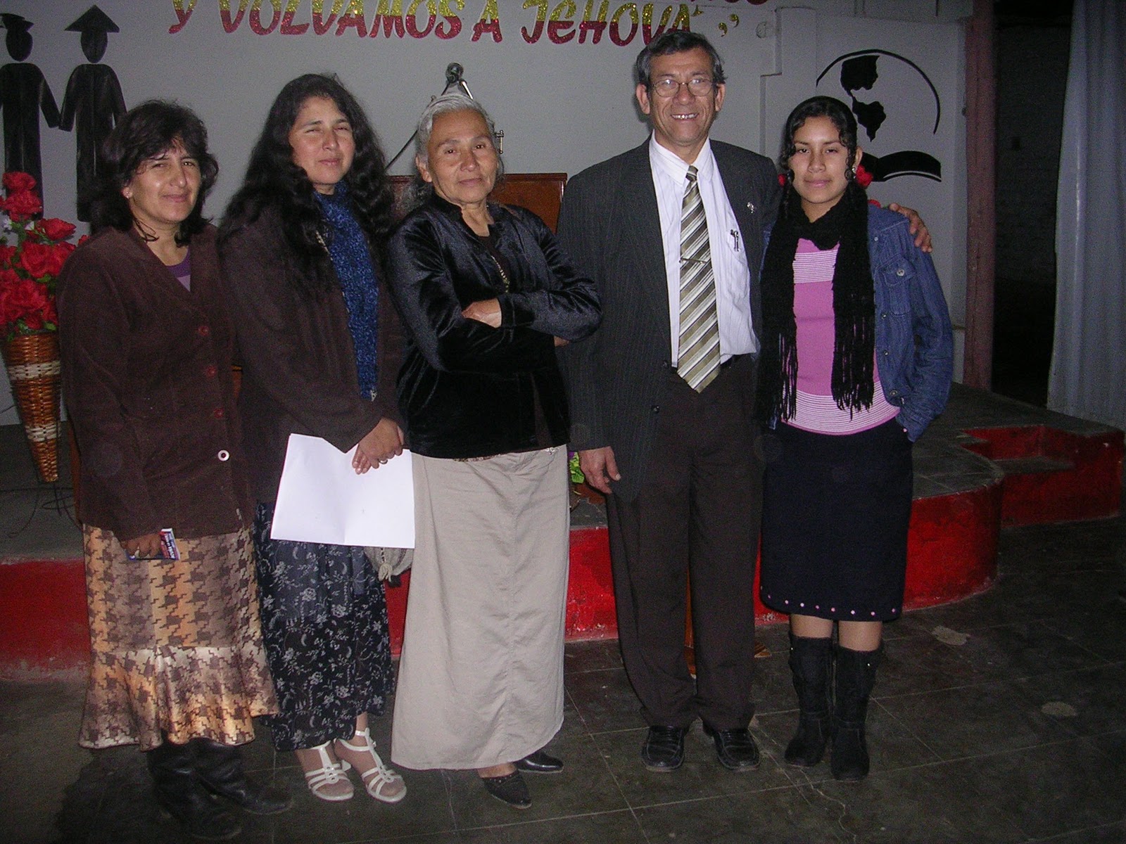 Ministerio de Tecnología IEBB FOTOS CON EL PASTOR JUAN SAAVEDRA