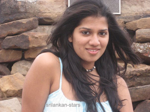 [Ruwani+Weerasooriya+Sri+Lanka.jpg]