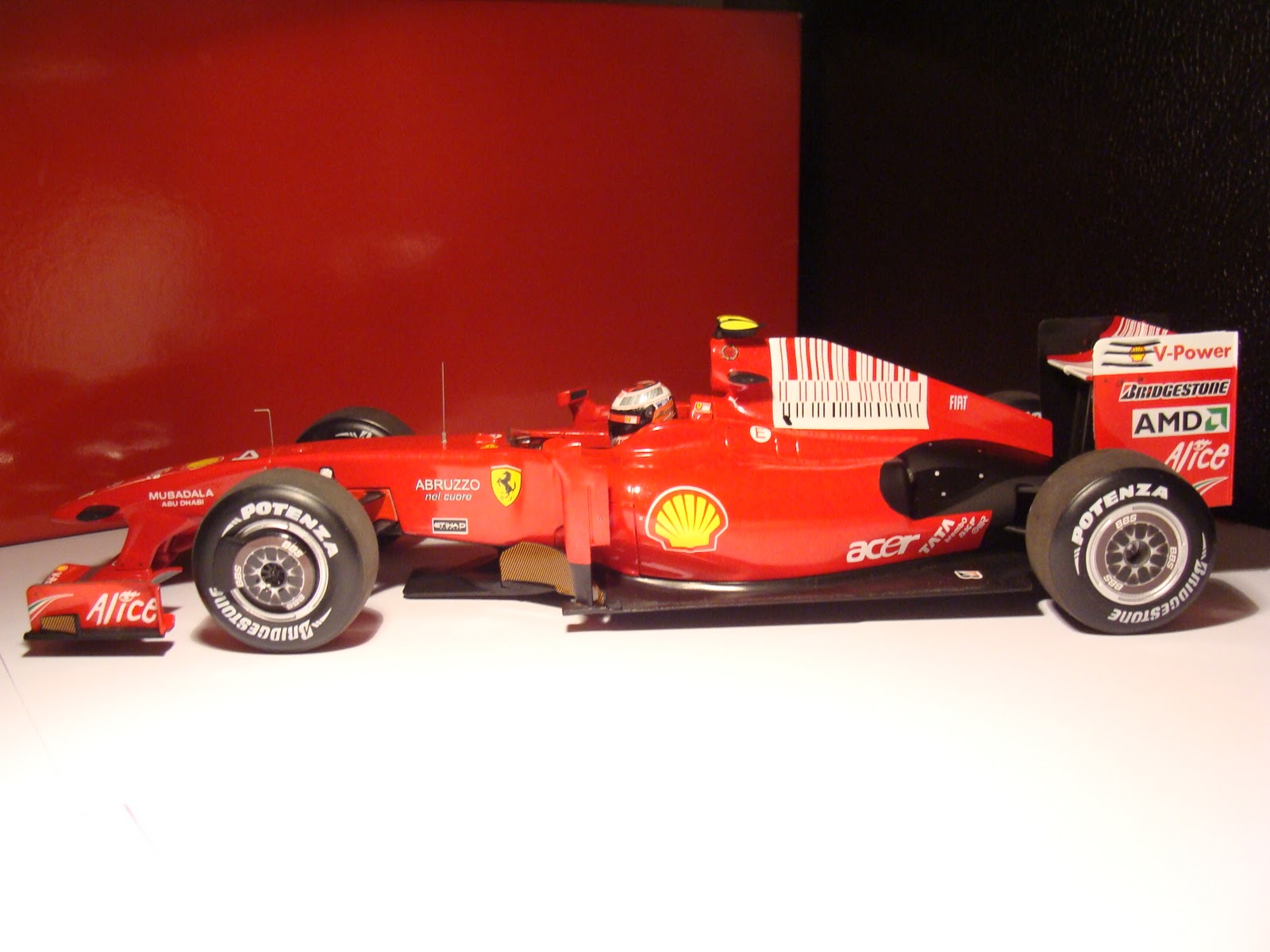 Ferrari F60 Kimi Raikkonen #4 2009 1/43 Hotwheels F1 Formule 1 • EUR 43,80