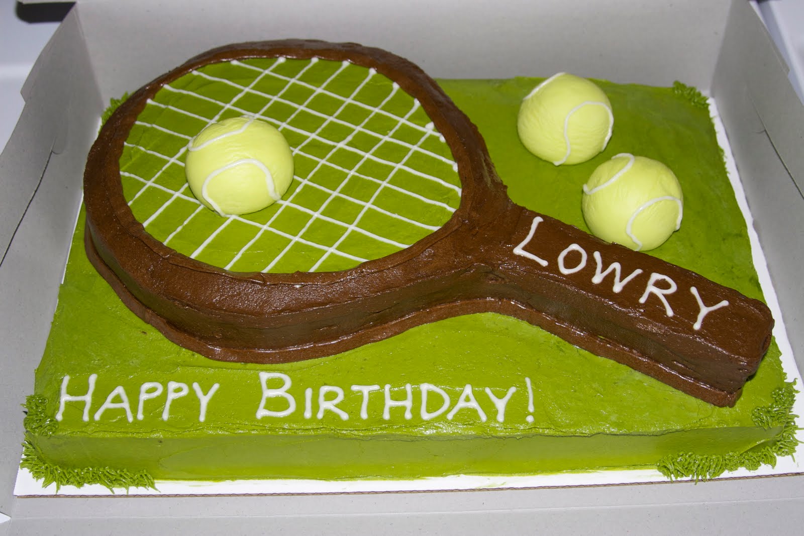 the cake box girls Tennis Racket Cake