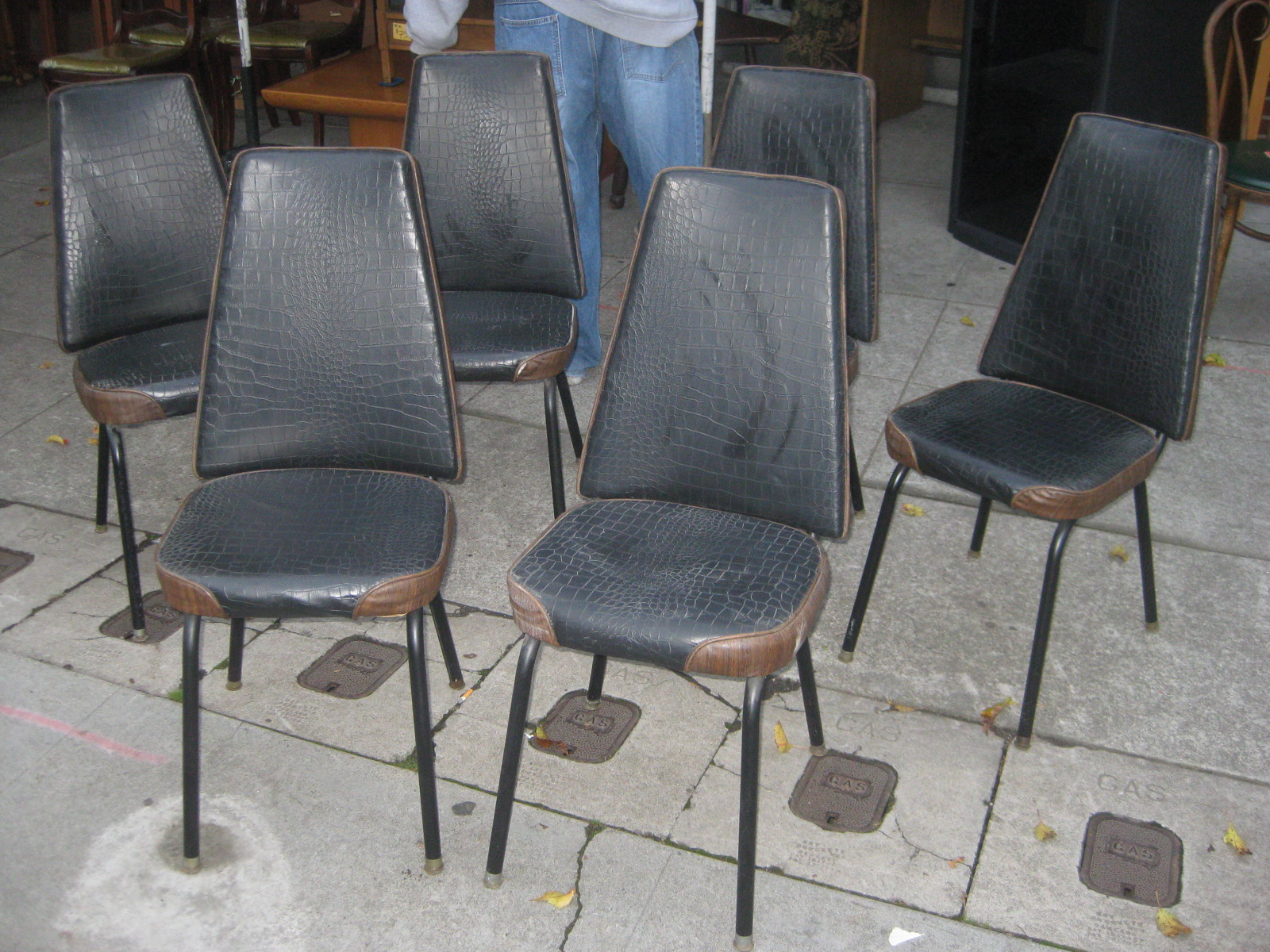 UHURU FURNITURE & COLLECTIBLES SOLD 6 Vinyl Kitchen Chairs 60
