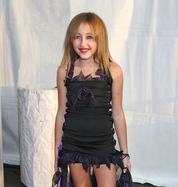 Dipped in Cream: Noah Cyrus? I'm calling Child Protective Services on
