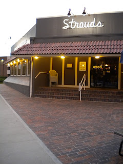 DOS HERMANOS: GO EVERYWHERE, EAT EVERYTHING: STROUD'S: FRIED CHICKEN ...