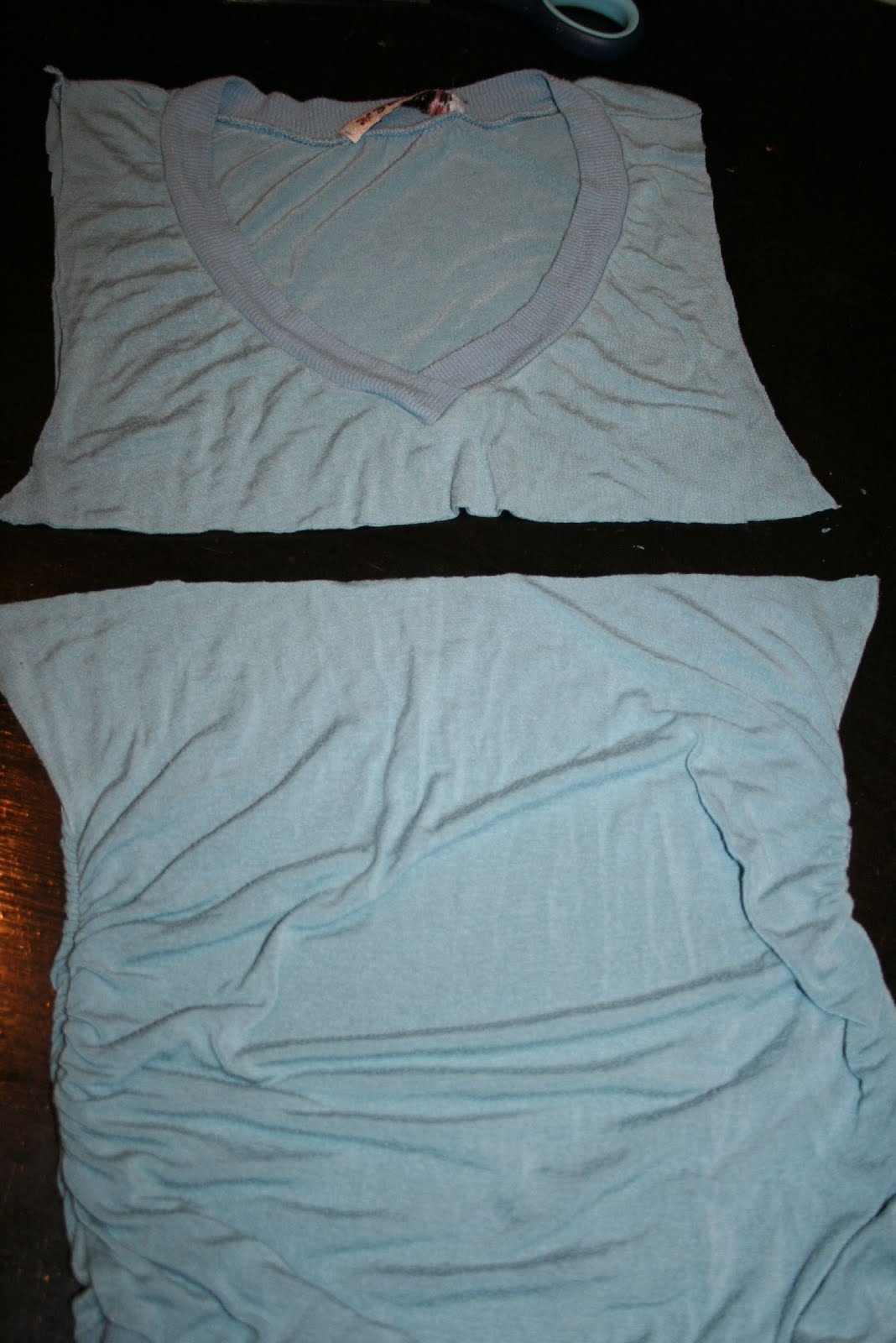 Jensen Crafts: Tshirt into Simple Toddler Dress
