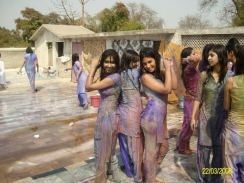 dirty girl in holi