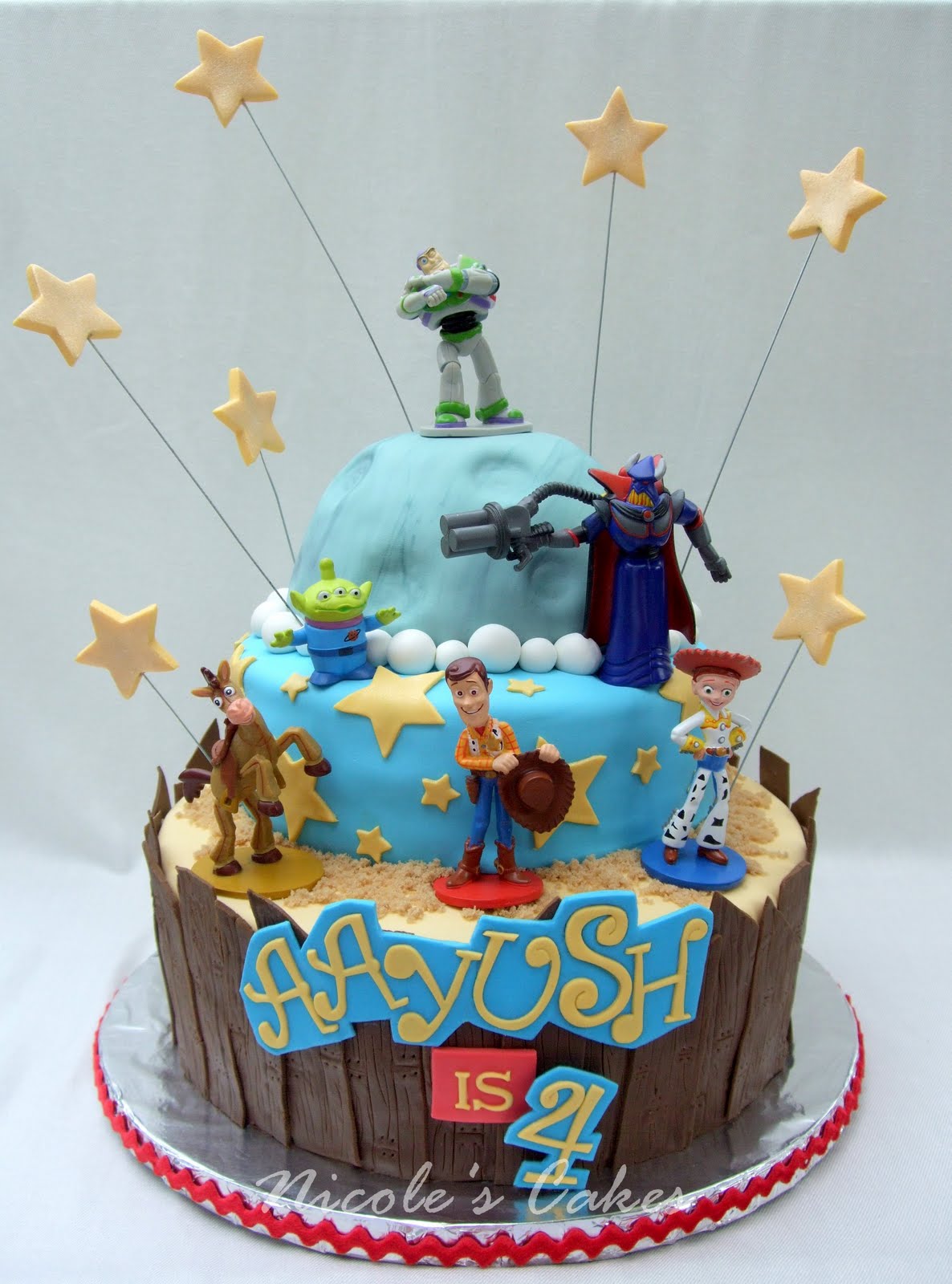 Confections, Cakes & Creations!: 'To Infinity And Beyond!
