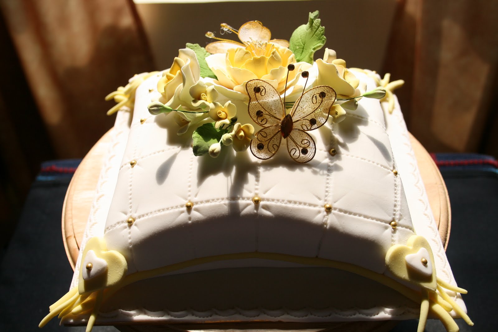 Ritz Passion Comfy Cushion Cake