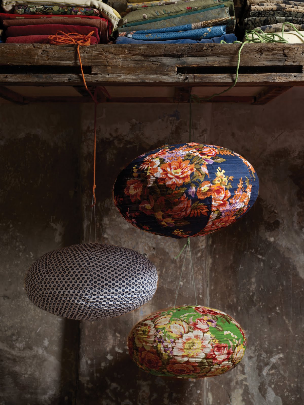 [plumoBatik+lampshades.jpg]