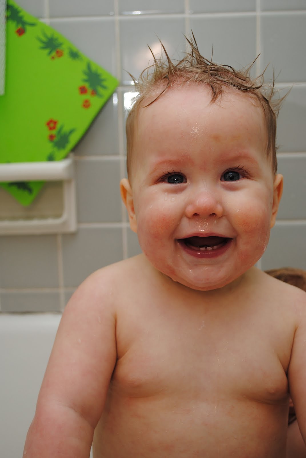 the-whitfield-family-bath-time