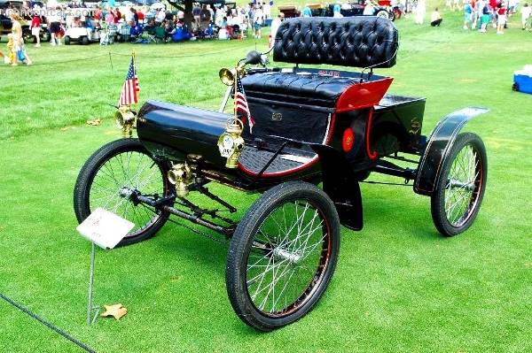 Oldsmobile Curved Dash - 1902
