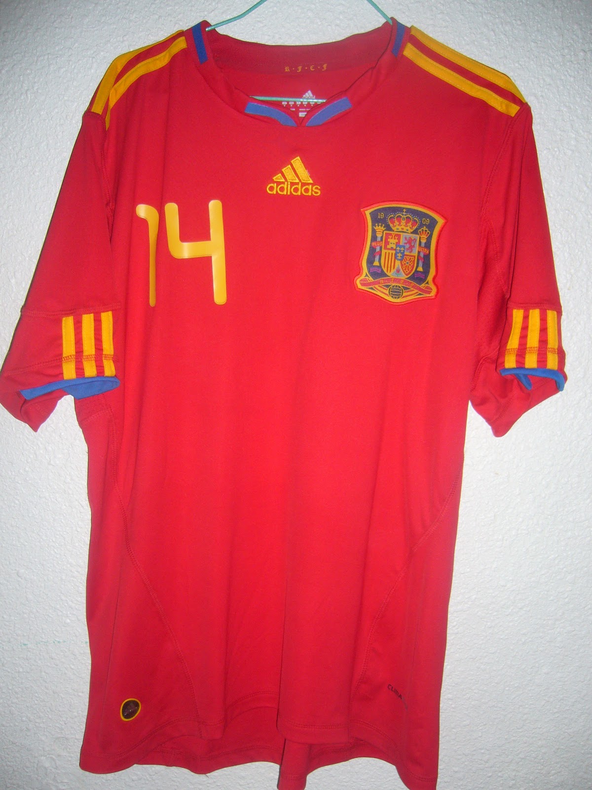 Mi colección de camisetas de fútbol: Camiseta España. Mundial Sudáfrica 2010. 14 Guti Haz.