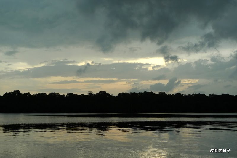 [LX3+rescue+406.jpg]