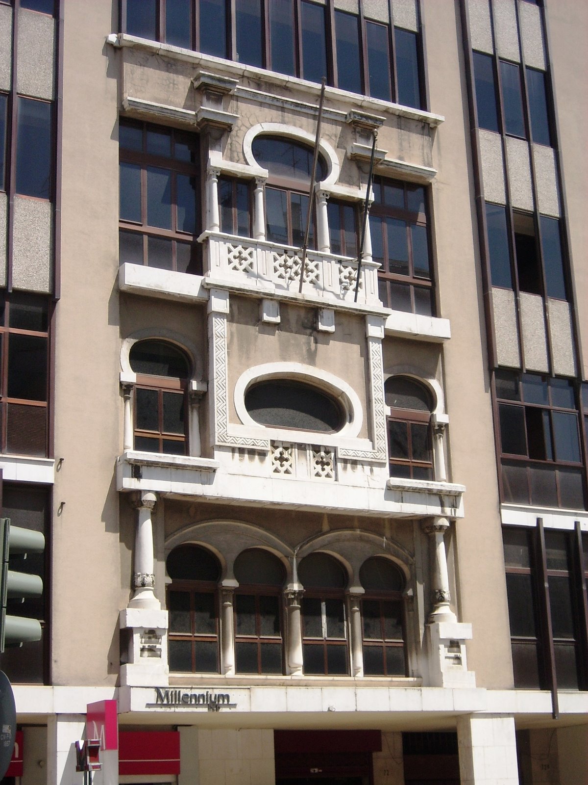 [A.Reis+Millen..JPG]