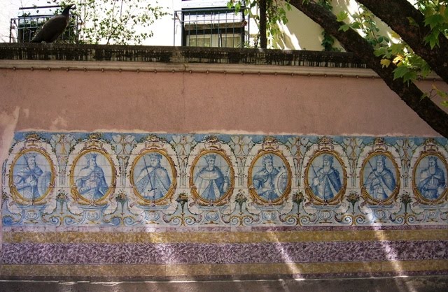 [3azulejos8.JPG]