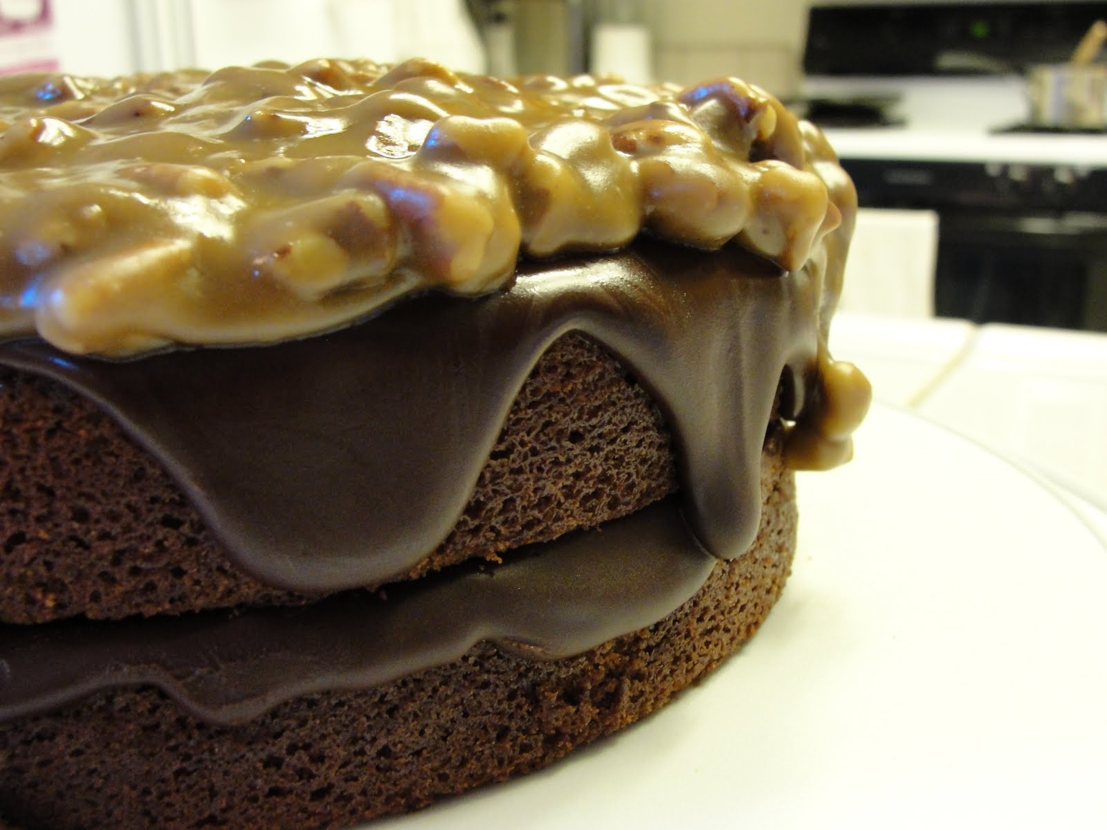 Chelsea's Recipe Collection: Chocolate Cake with Ganache ...