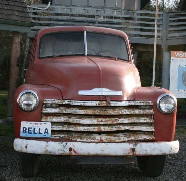 [bella's+truck.jpg]