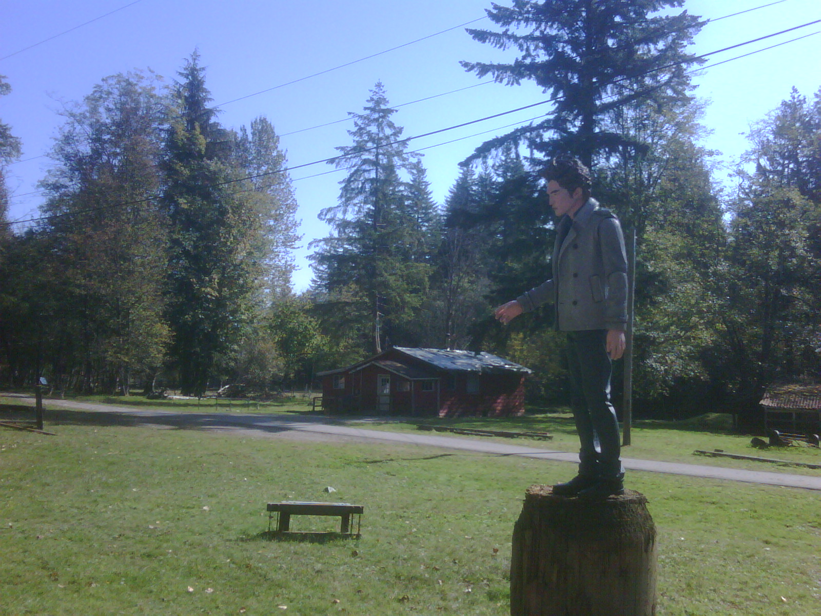 [mini+e+on+set2.jpg]