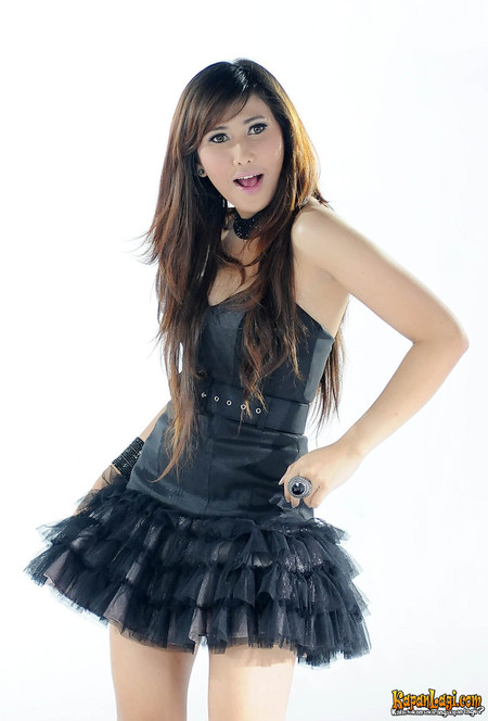 Foto-Foto Dewi Cinta | Dewi Cinta Hot Photos | Celebs Hot Photo