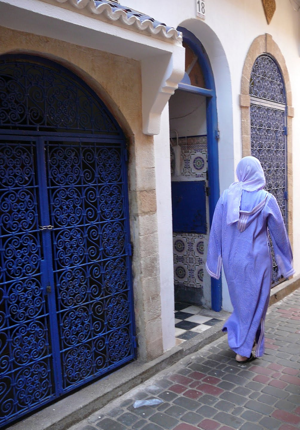 [0381+Essaouira+medina.jpg]