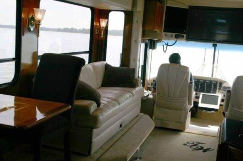 AMPHIBIOUS%2BBUS%2BDUBAI11..jpg