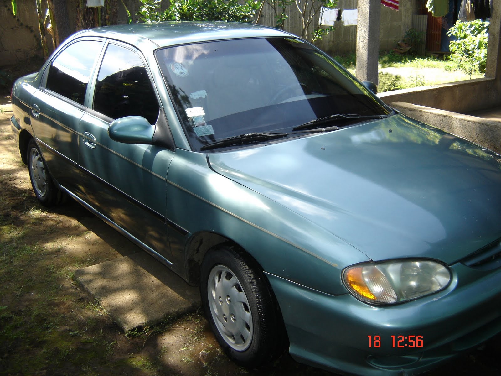 Kia sephia 2000
