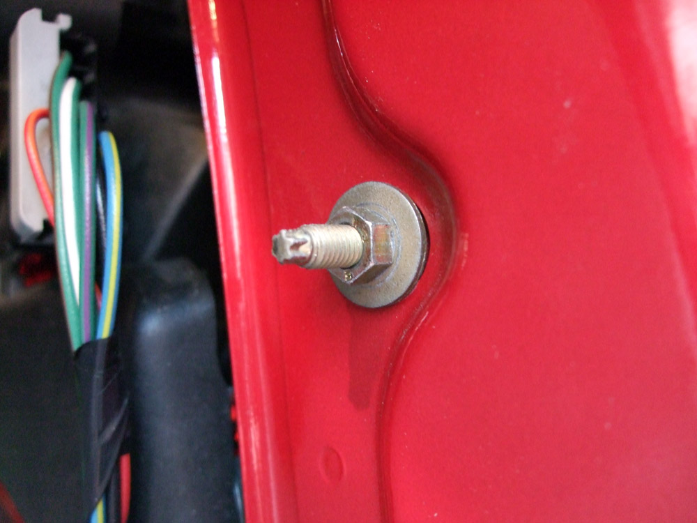 How to Remove MG ZR / Rover 25 Rear Lights