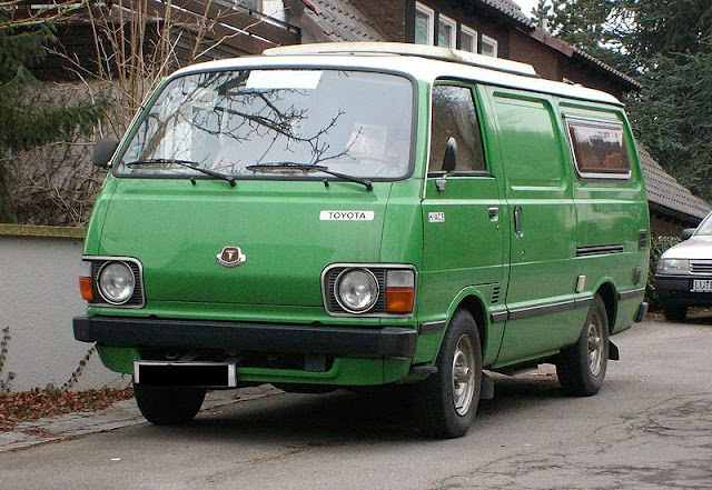 Toyota Hiace Second Generation