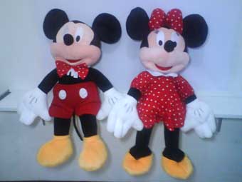 [Mickey+Minny+XL+34+in.jpg]
