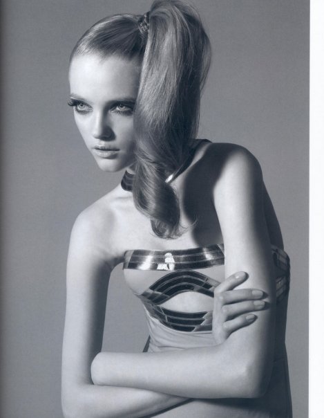 [n72604930_33177060_2678.jpg]