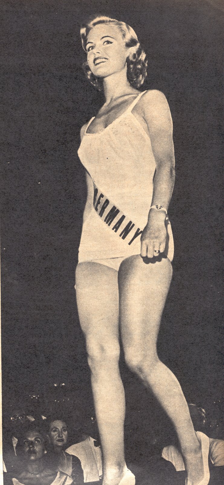 [Miss-Gerti-2.jpg]