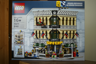 LEGO: 10211 Grand Emporiumが届きました