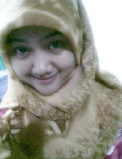 WARNA WARNI DUNIA: cewek cantik berjilbab..