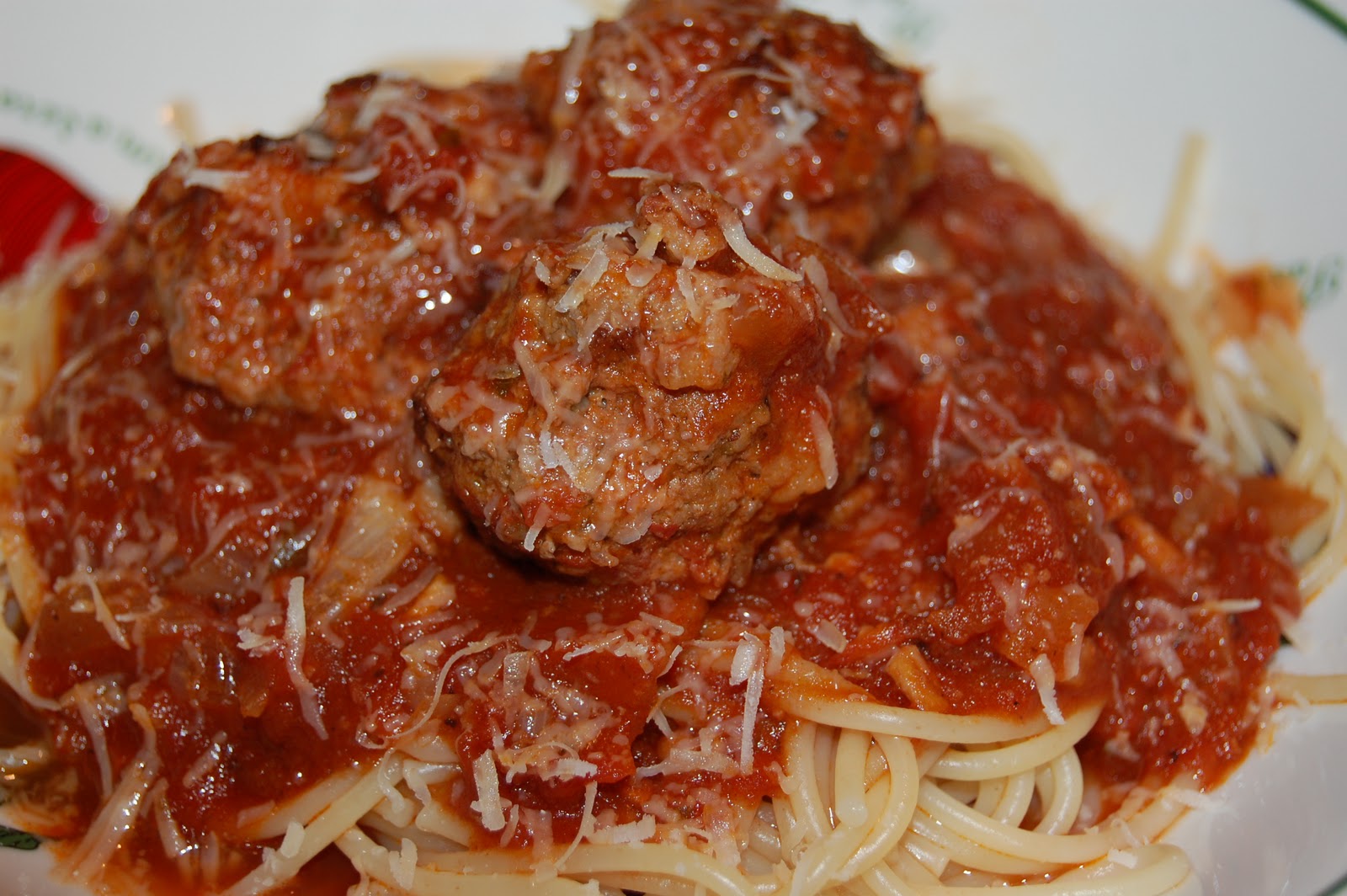 Loren's Dish SPAGHETTI AND SPICY MEATBALLS