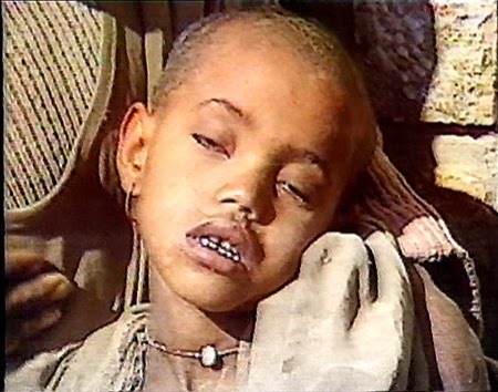 Freddie Mercury Performing At Live Aid 1985 Oldschoolcool