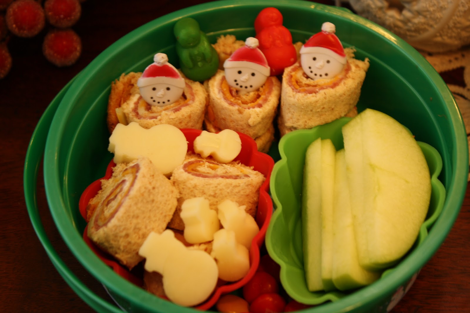 Life with the Mozas Christmas BentoWhat's for lunch Wednesday???